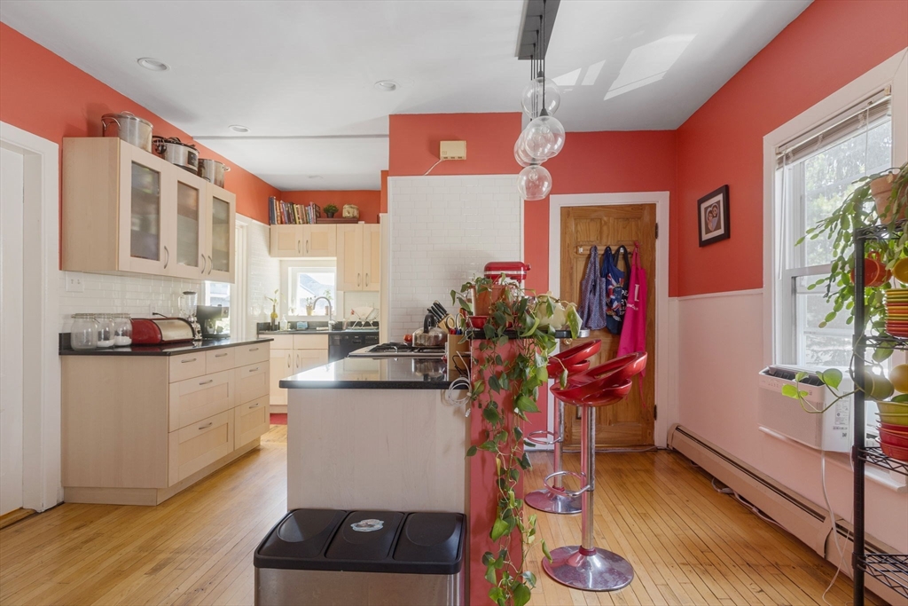 3 bed, 1 bath apartment for rent at 26 Concord Ave Unit 2, Union Square — photo 1 of 21