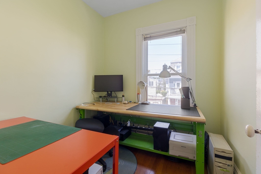 3 bed, 1 bath apartment for rent at 26 Concord Ave Unit 2, Union Square — photo 7 of 21