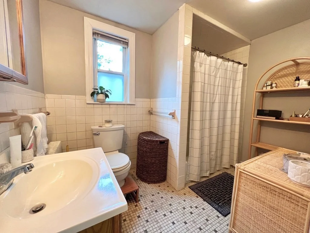 1 bed, 1 bath apartment for rent at 26 Cook St Unit 1, Charlestown — photo 7 of 12
