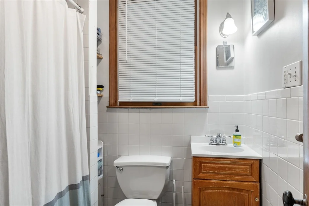 2 bed, 1 bath apartment for rent at 26 Cordis St Unit 1, Charlestown — photo 8 of 19