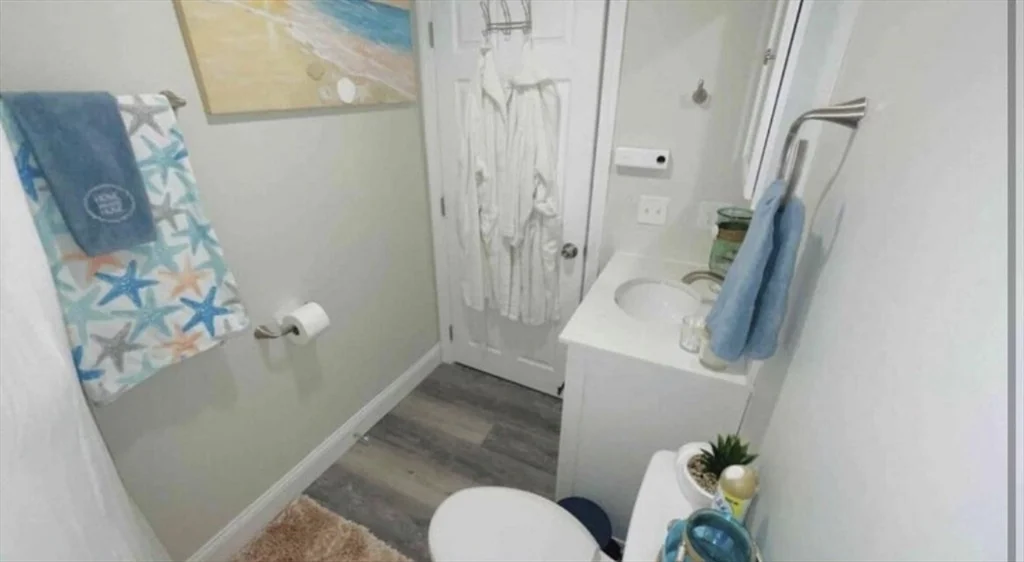 4 bed, 2 bath apartment for rent at 26 Crescent St Unit 26, Quincy — photo 7 of 9