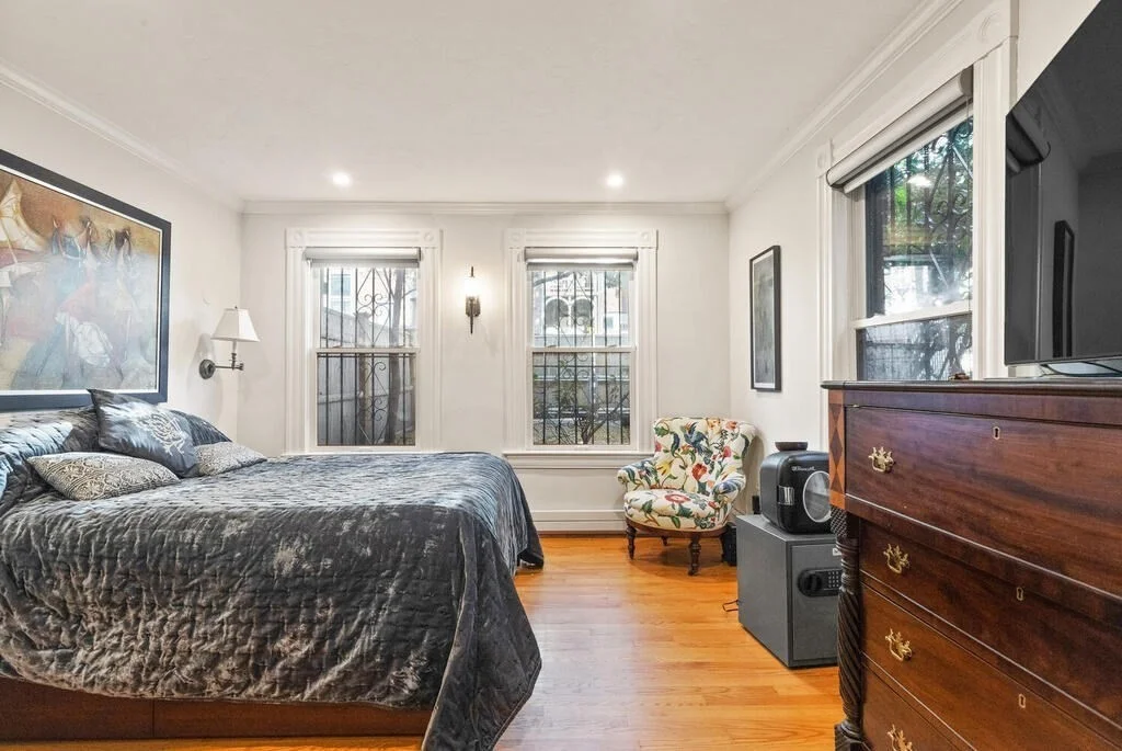 2 bed, 1 bath apartment for rent at 26 Cumberland St Unit B, Back Bay — photo 4 of 10