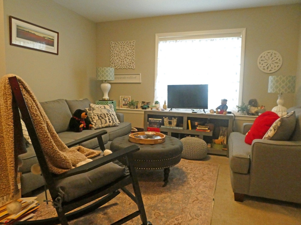 3 bed, 2 bath apartment for rent at 26 Daisy Ln Unit Condo, Plymouth — photo 27 of 35