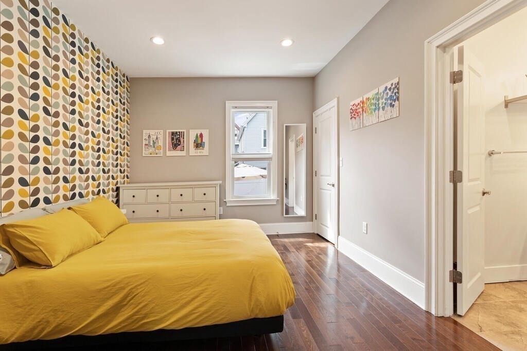 2 bed, 2 bath apartment for rent at 26 Dana St Unit 1, Winter Hill — photo 2 of 21