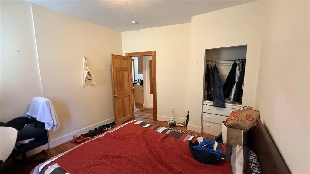 3 bed, 1 bath apartment for rent at 26 Darling Unit 1, Mission Hill — photo 15 of 26