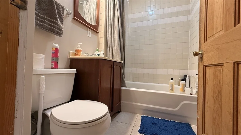 3 bed, 1 bath apartment for rent at 26 Darling Unit 1, Mission Hill — photo 17 of 26