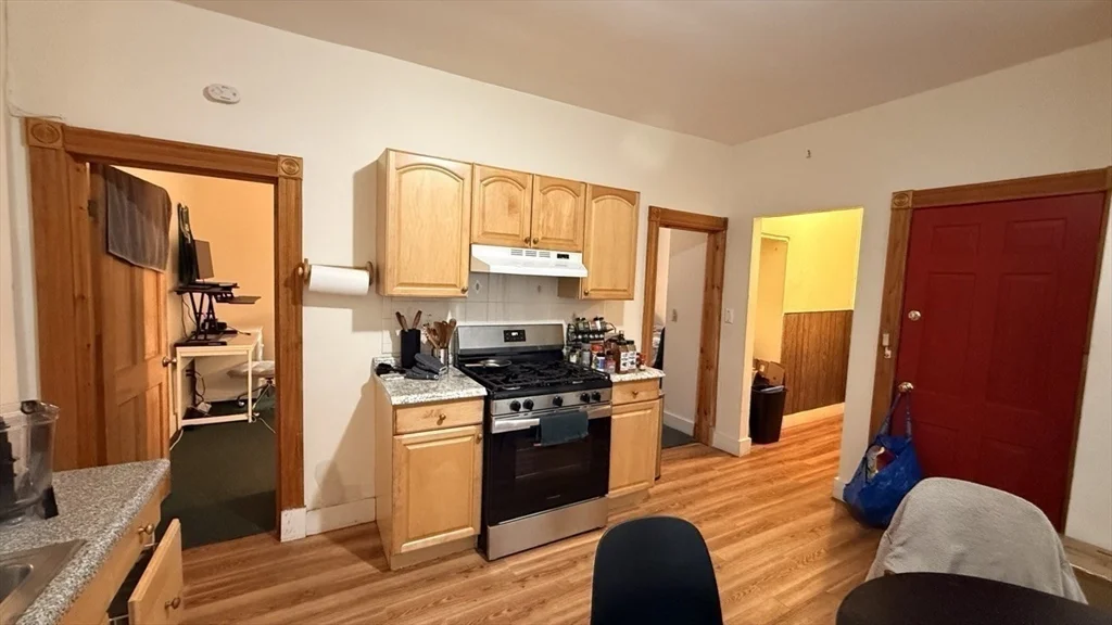 3 bed, 1 bath apartment for rent at 26 Darling Unit 1, Mission Hill — photo 10 of 26