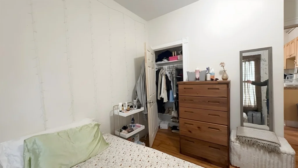 4 bed, 1 bath apartment for rent at 26 Darling Unit 2, Mission Hill — photo 9 of 15