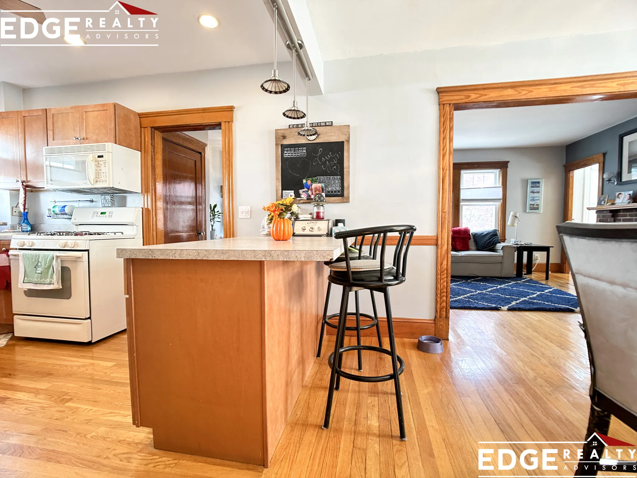 2 bed, 1 bath apartment for rent at 26 Dickinson Rd Unit 1, Brighton