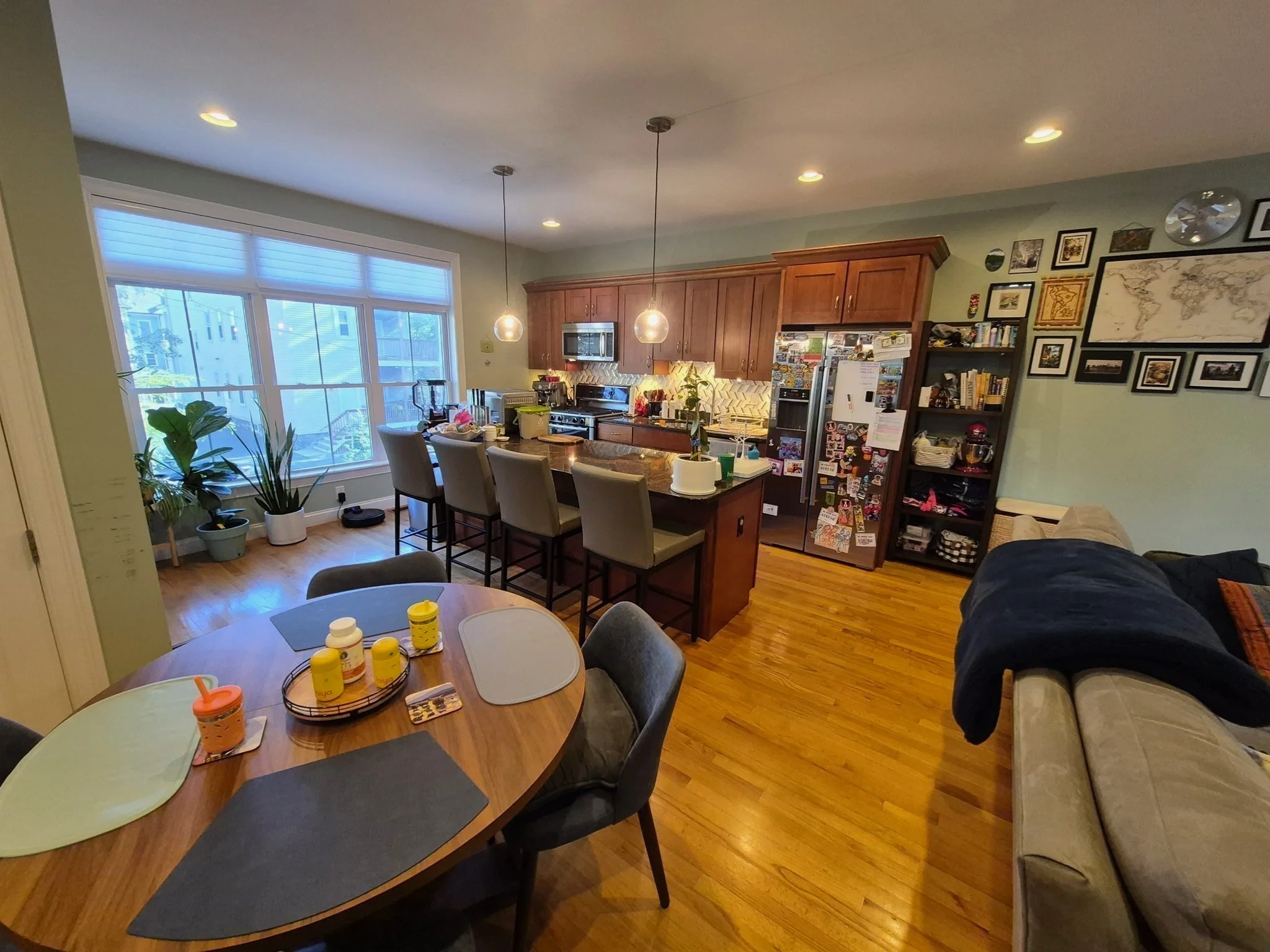 4 bed, 2 bath apartment for rent at 26 Dorr St Unit 26, Roxbury — photo 5 of 18