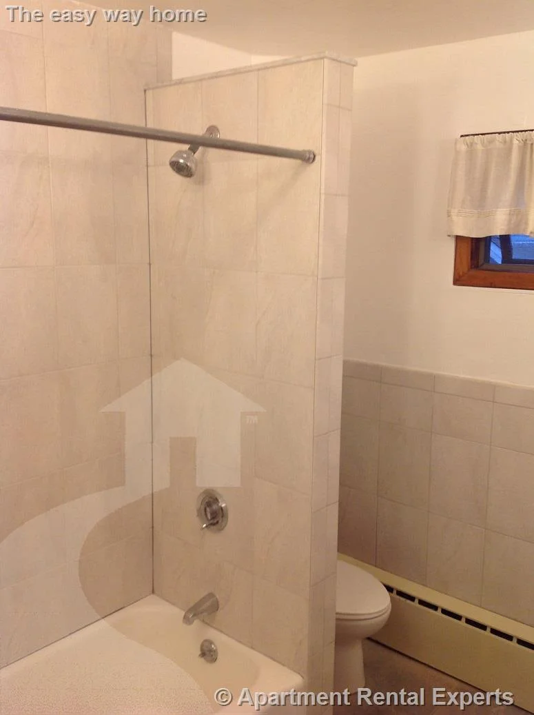 3 bed, 1 bath apartment for rent at 26 Dover St Unit 2, Davis Square — photo 5 of 23