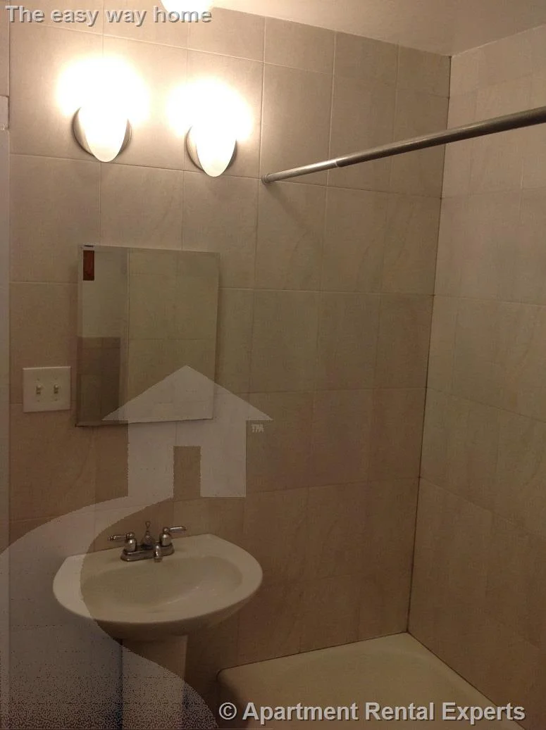 3 bed, 1 bath apartment for rent at 26 Dover St Unit 2, Davis Square — photo 9 of 23