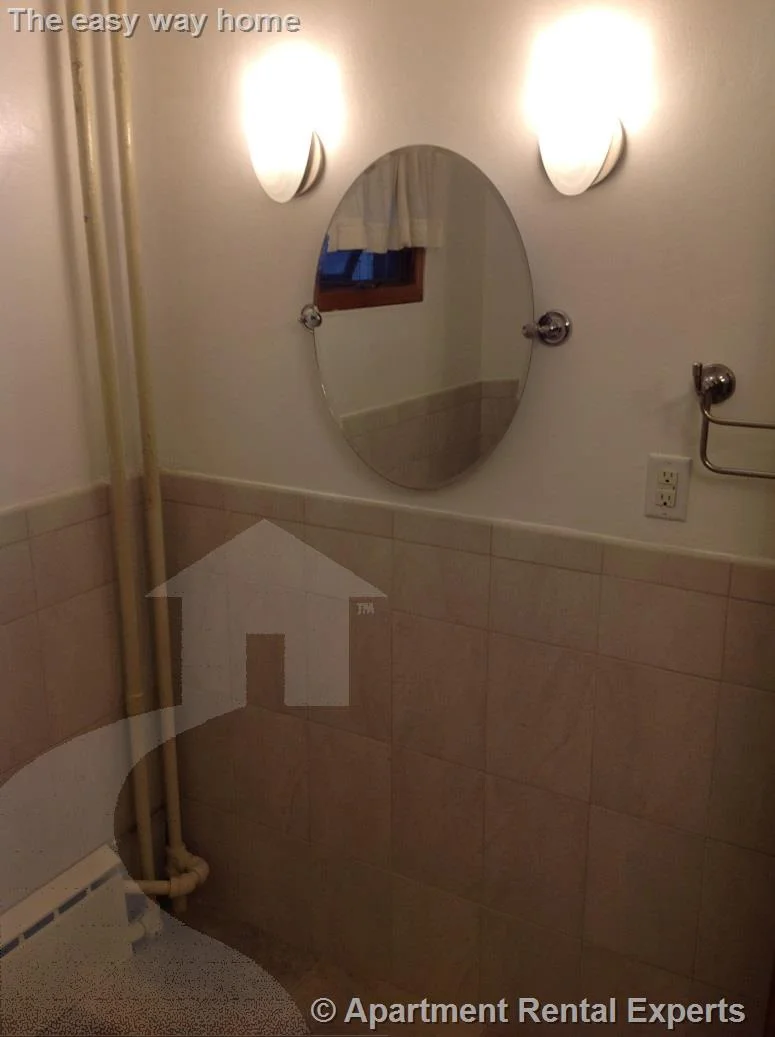 3 bed, 1 bath apartment for rent at 26 Dover St Unit 2, Davis Square — photo 7 of 23