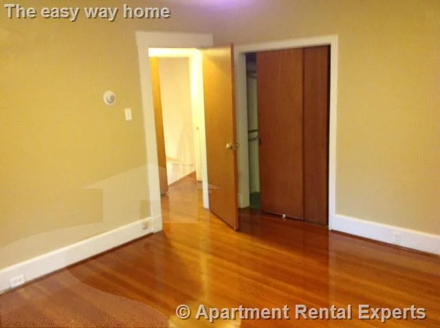 3 bed, 1 bath apartment for rent at 26 Dover St Unit 2, Davis Square — photo 15 of 23