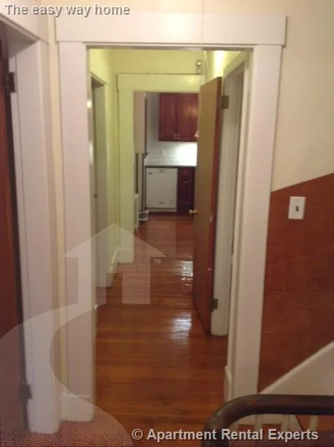 3 bed, 1 bath apartment for rent at 26 Dover St Unit 2, Davis Square — photo 17 of 23