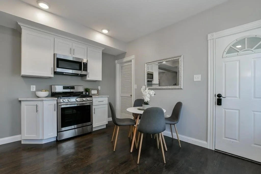 3 bed, 1 bath apartment for rent at 26 Elder St Unit 1, Dorchester — photo 3 of 16