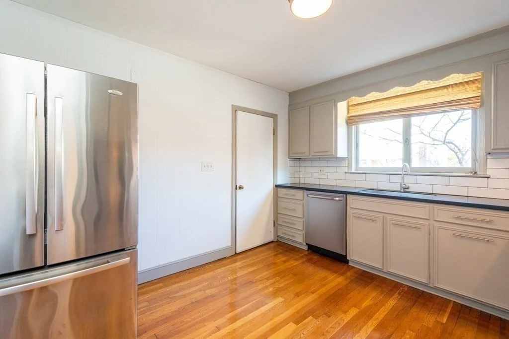 2 bed, 1 bath apartment for rent at 26 Eliot St Unit 1, Tufts University — photo 19 of 30