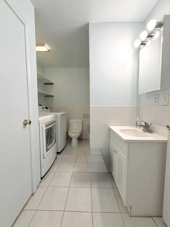 3 bed, 2 bath apartment for rent at 26 Ellingwood St Unit 26, Mission Hill — photo 16 of 28