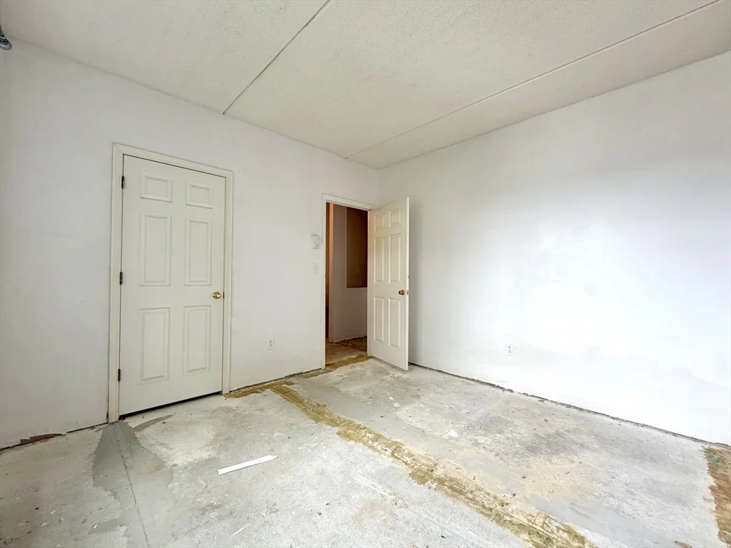 3 bed, 2 bath apartment for rent at 26 Ellingwood St Unit 26, Mission Hill — photo 24 of 28