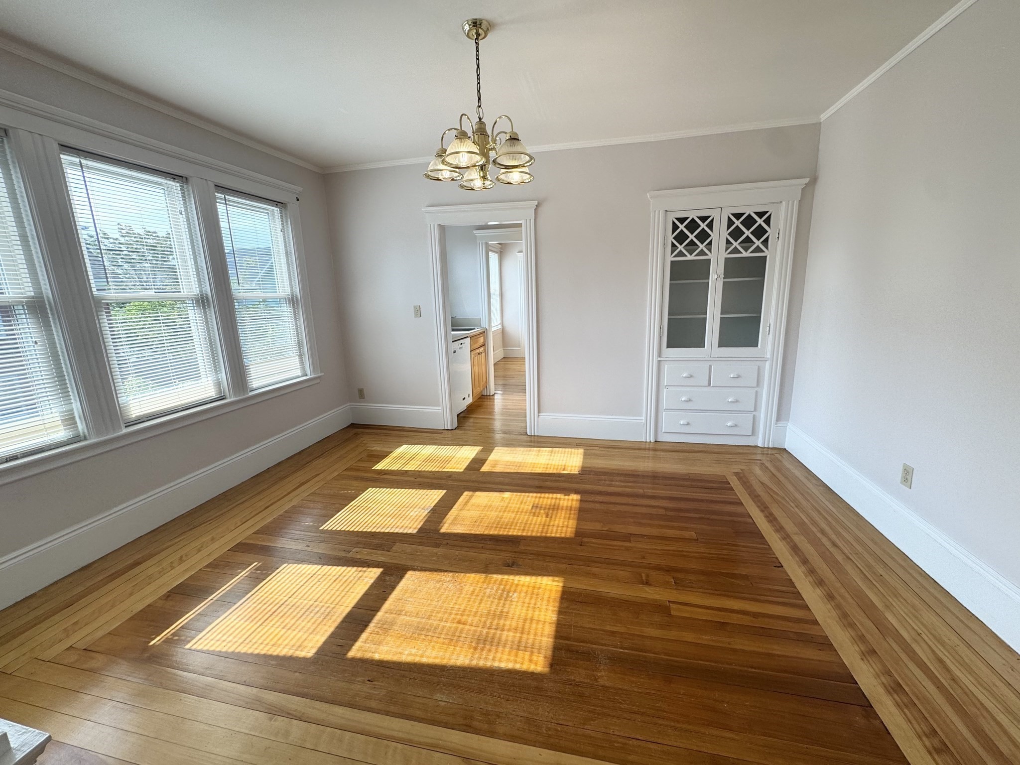 2 bed, 1 bath apartment for rent at 26 Emerald St Unit 0, Medford — photo 4 of 7