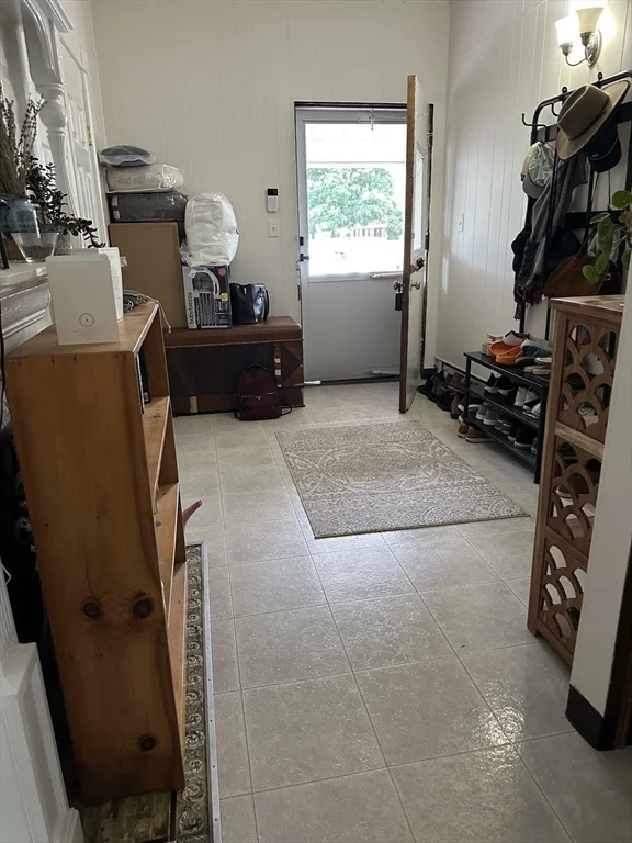 2 bed, 1 bath apartment for rent at 26 Emerson St Unit 1, Medford — photo 12 of 18