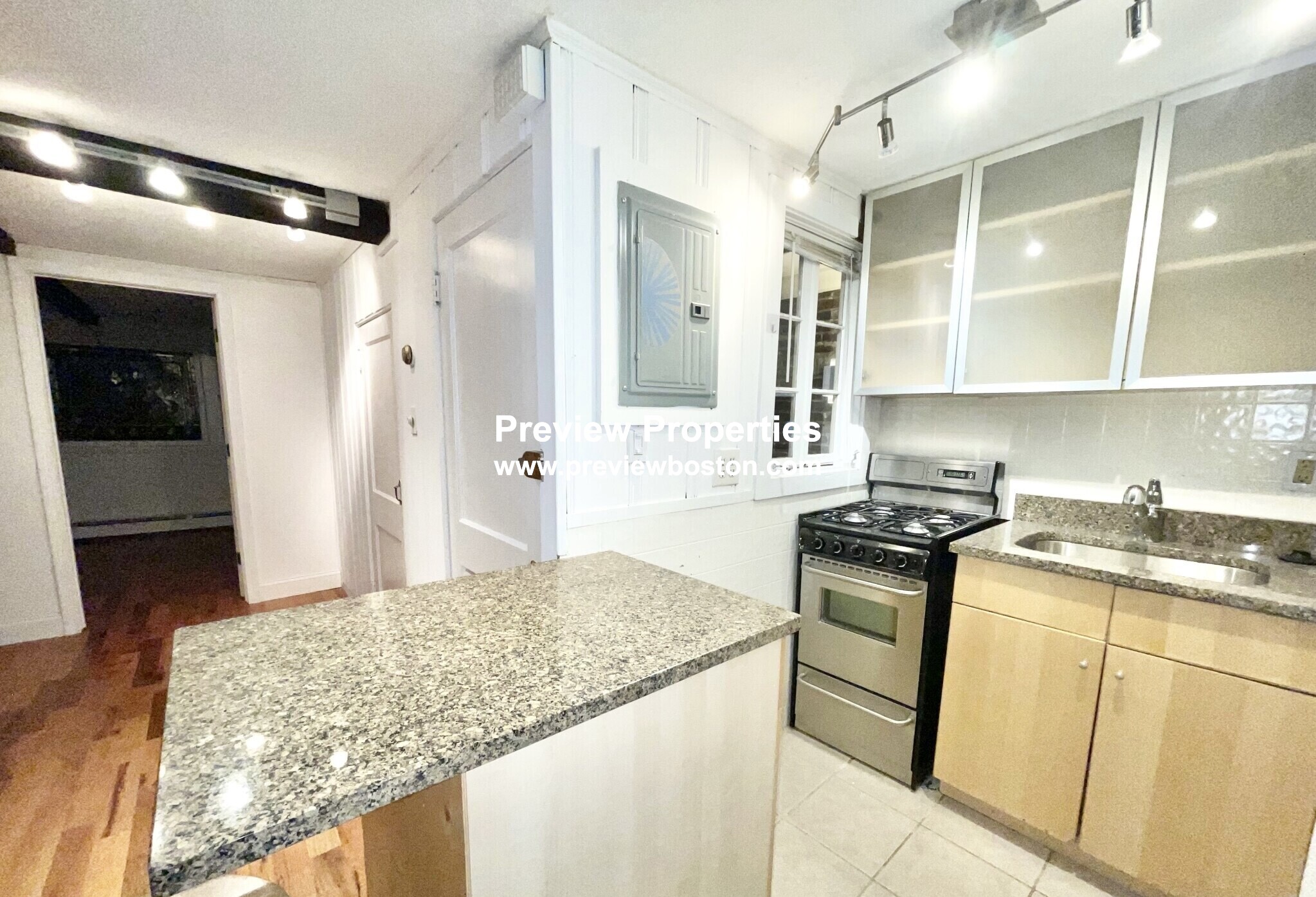 1 bed, 1 bath apartment for rent at 26 Fayette St Unit 3P, Back Bay — photo 5 of 13