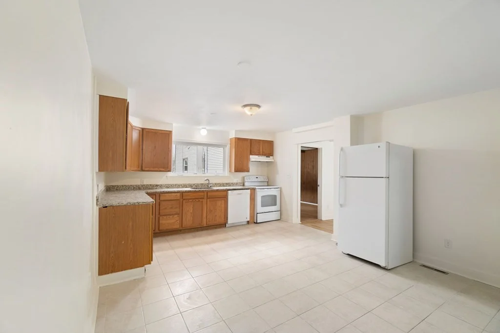 2 bed, 1 bath apartment for rent at 26 Fisher St Unit 1, North Attleboro — photo 10 of 25