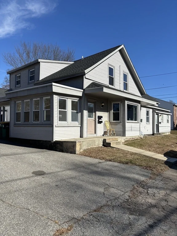 2 bed, 1 bath apartment for rent at 26 Fisher St Unit B, North Attleboro — photo 2 of 13
