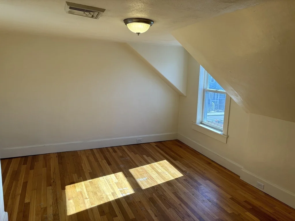 2 bed, 1 bath apartment for rent at 26 Fisher St Unit B, North Attleboro — photo 10 of 13