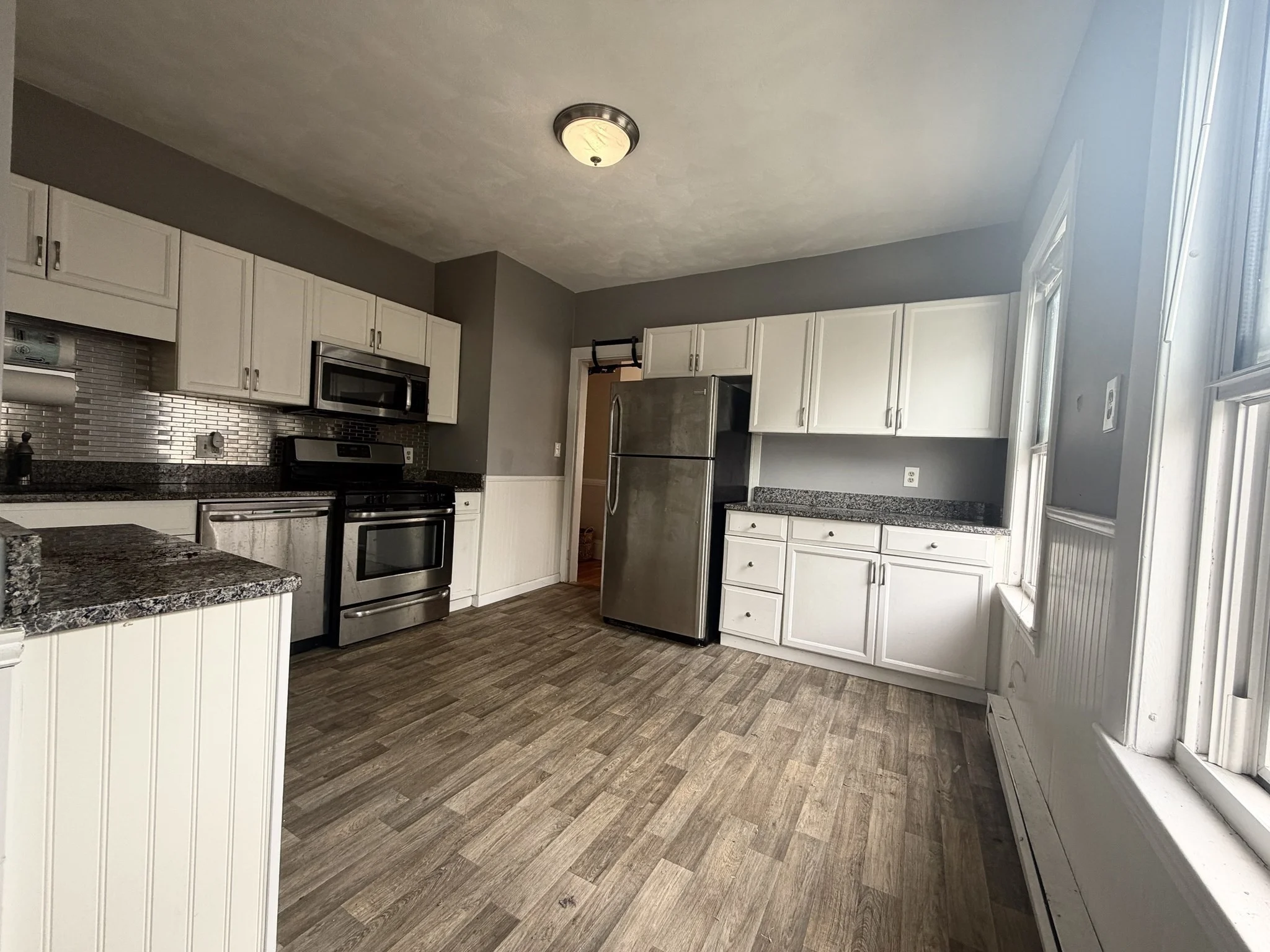 2 bed, 1 bath apartment for rent at 26 Forrest St Unit 2, Winthrop — photo 3 of 22