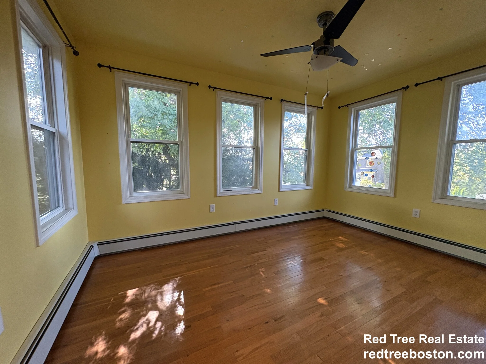4 bed, 2 bath apartment for rent at 26 Garnet Rd Unit 2, West Roxbury — photo 9 of 39