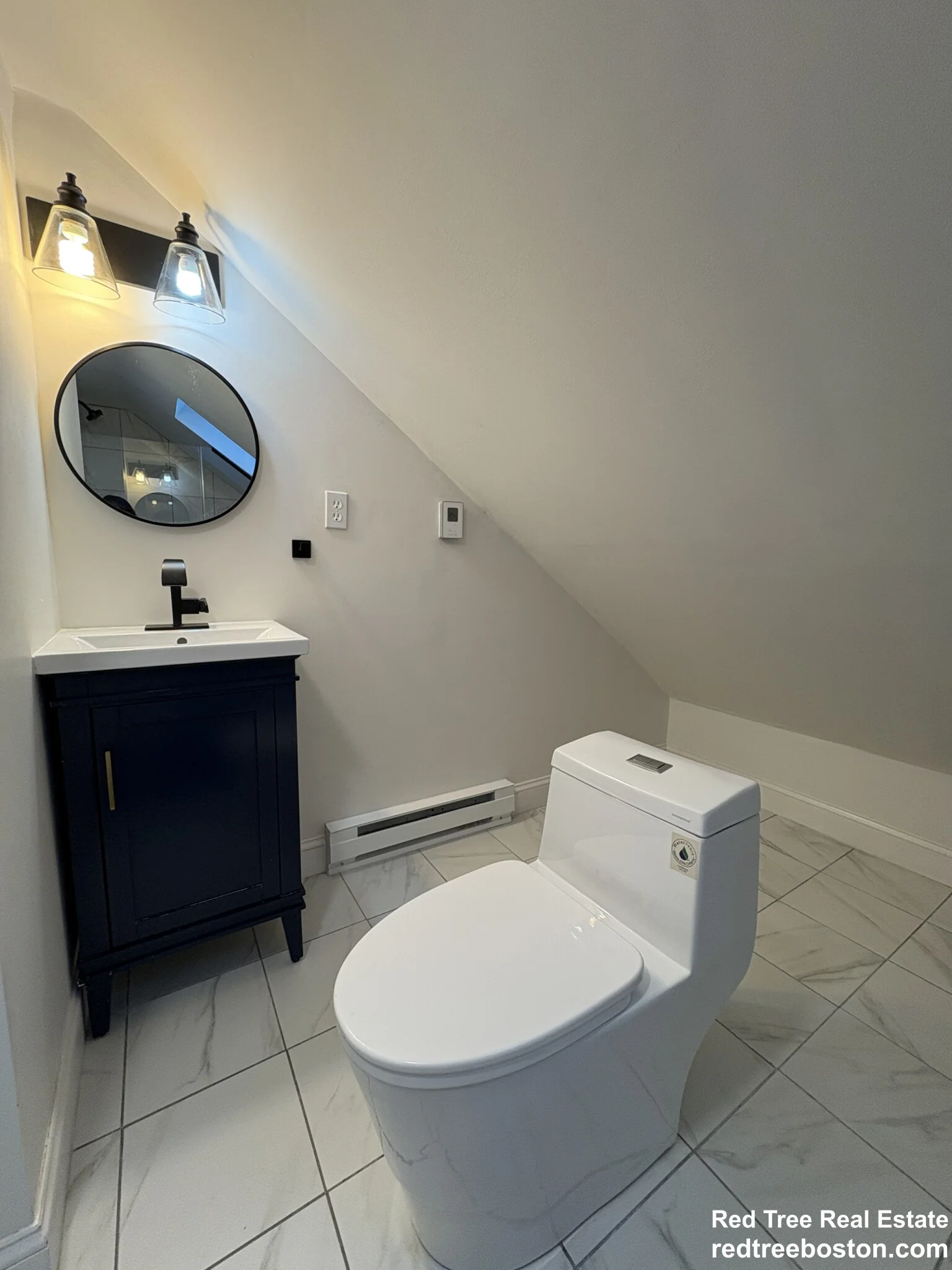 4 bed, 2 bath apartment for rent at 26 Garnet Rd Unit 2, West Roxbury — photo 7 of 39