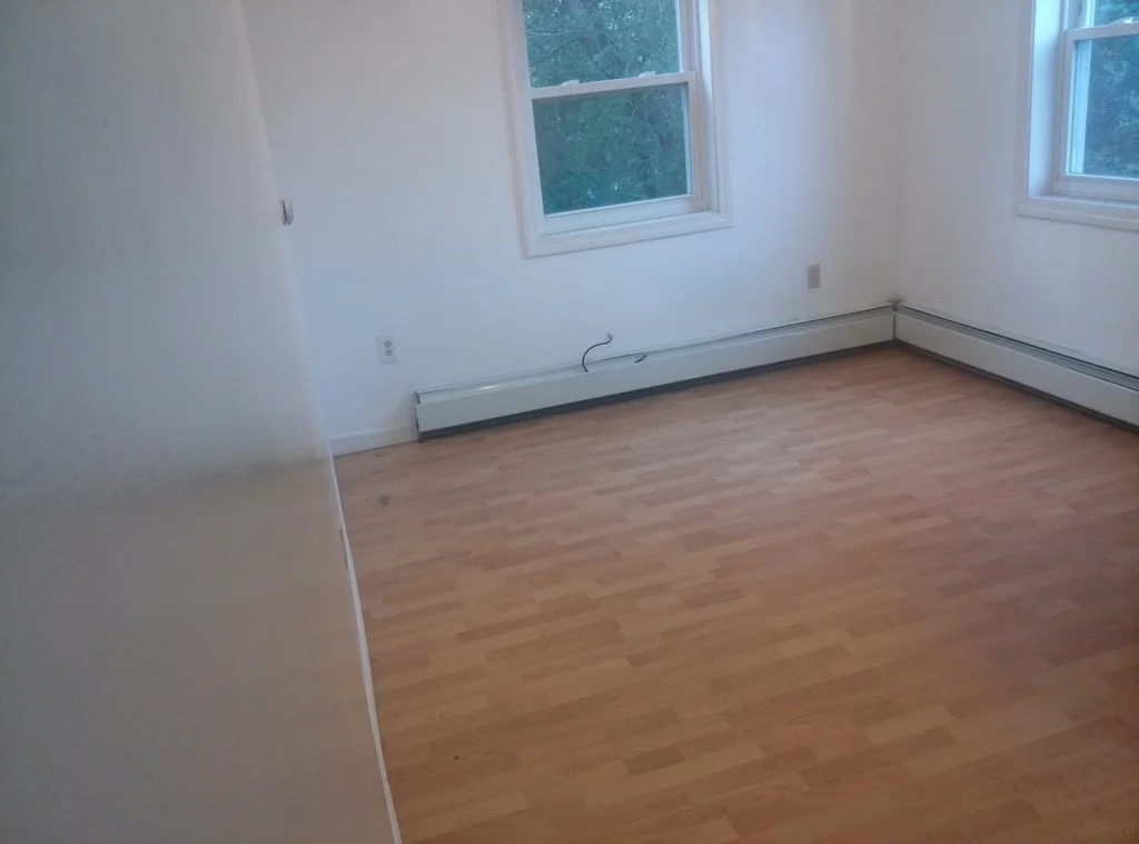 4 bed, 2 bath apartment for rent at 26 Greylock Unit 205, Allston — photo 5 of 10