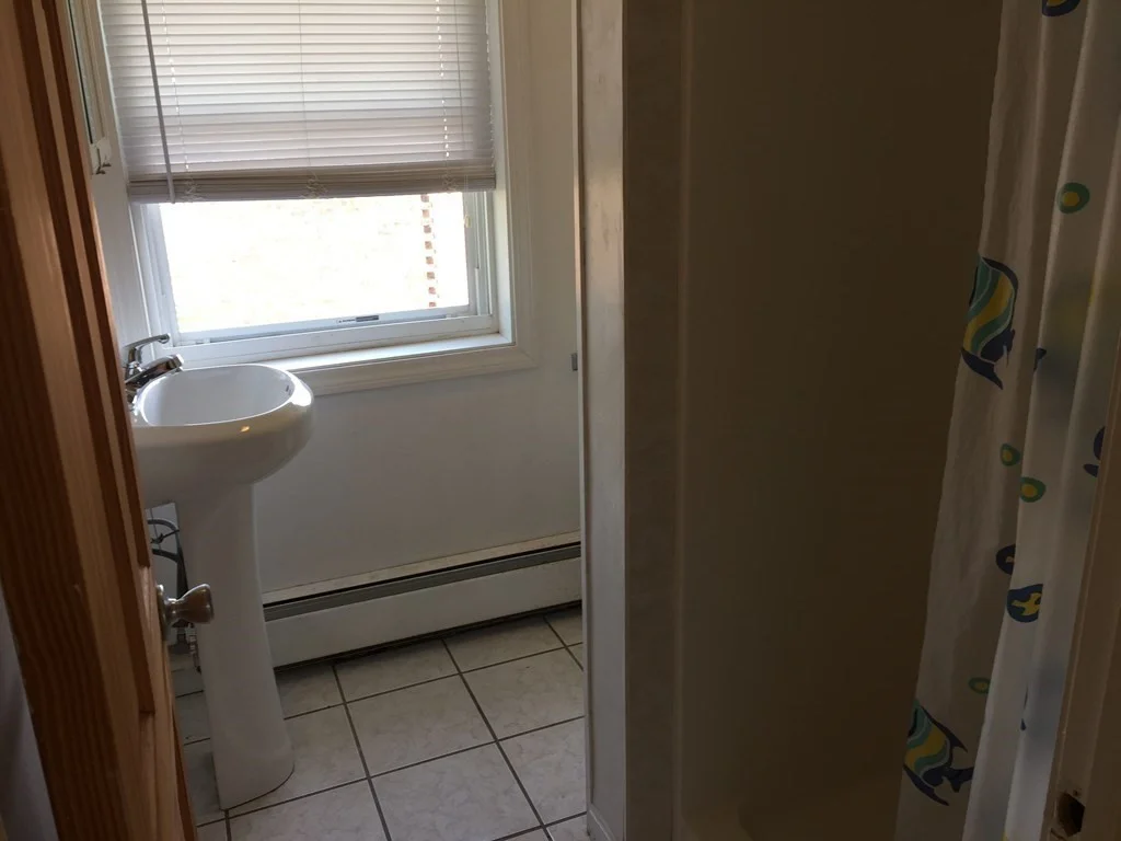 4 bed, 2 bath apartment for rent at 26 Greylock Unit 205, Allston — photo 7 of 10