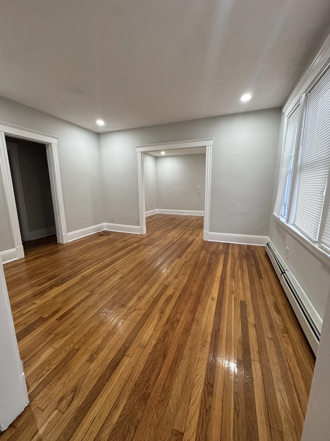 2 bed, 1 bath apartment for rent at 26 Hanover St Unit 1, Lynn — photo 3 of 5