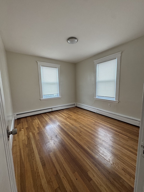 2 bed, 1 bath apartment for rent at 26 Hanover St Unit 2, Lynn — photo 5 of 5