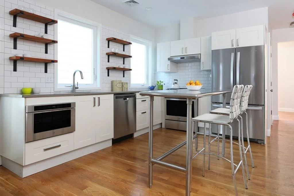 2 bed, 1 bath apartment for rent at 26 Hardwick St Unit 2, Kendall Square — photo 1 of 10
