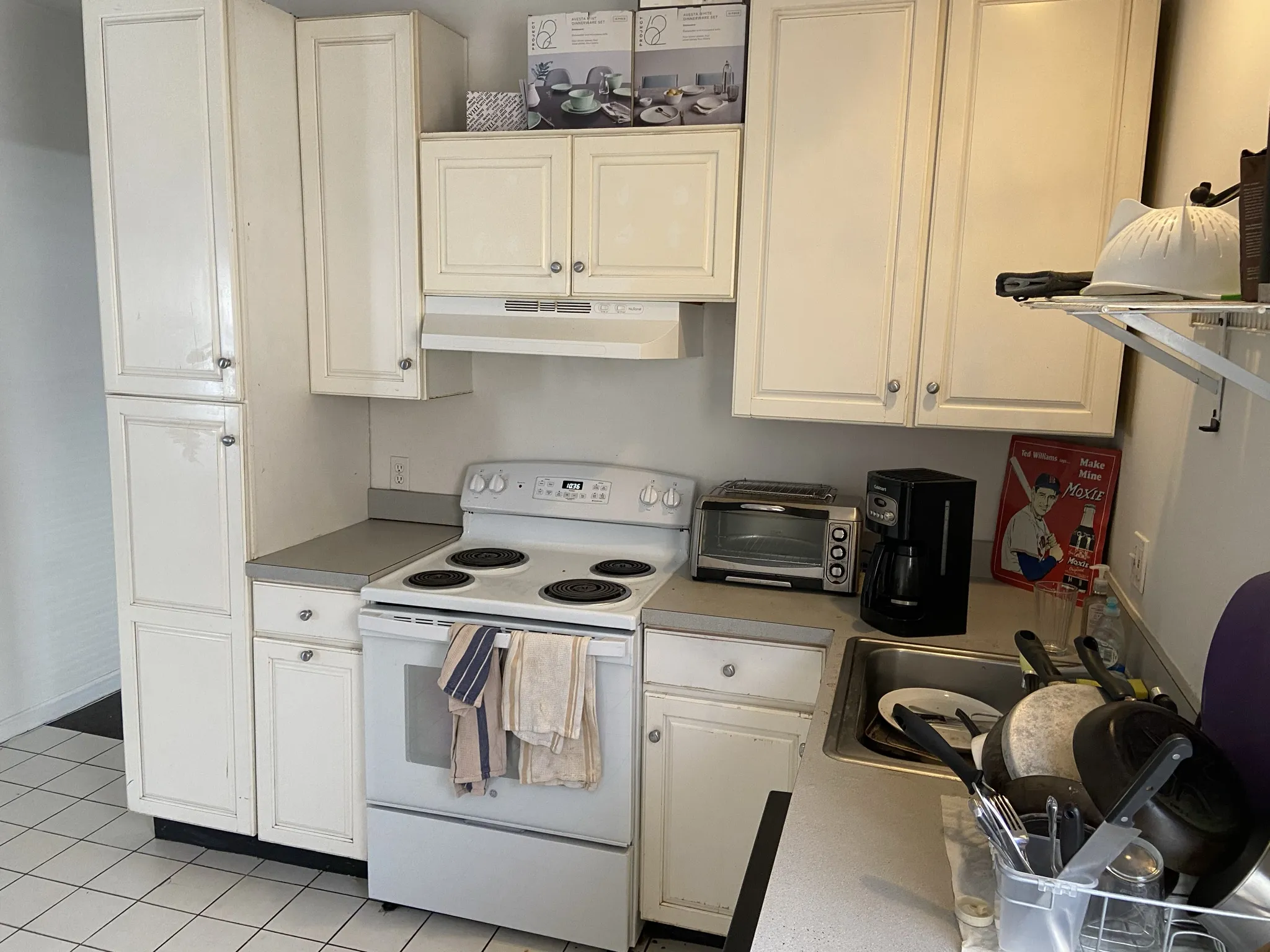 3 bed, 1 bath apartment for rent at 26 Haskell St Unit 2, Allston — photo 17 of 23