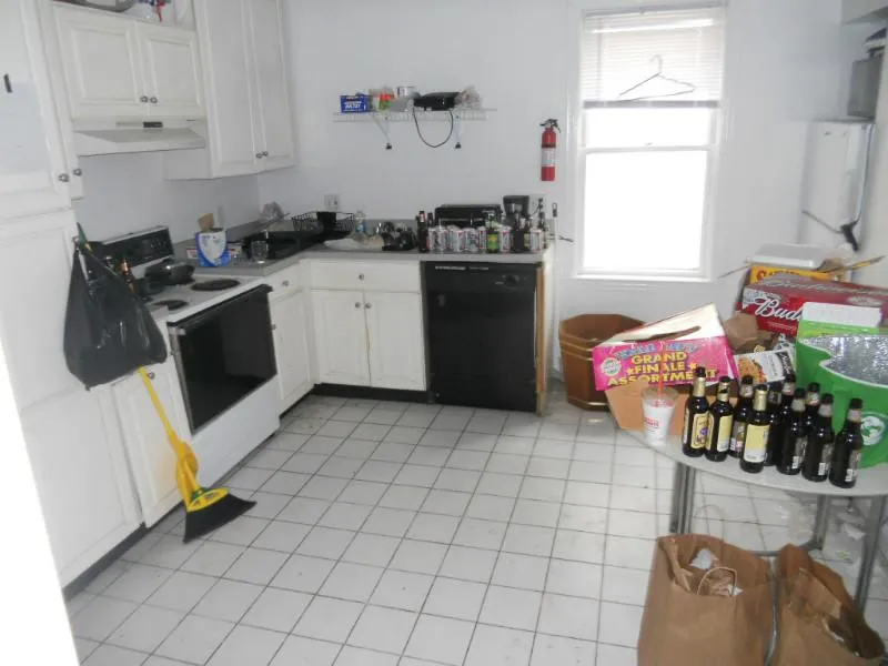 3 bed, 1 bath apartment for rent at 26 Haskell St Unit 2, Allston — photo 8 of 23