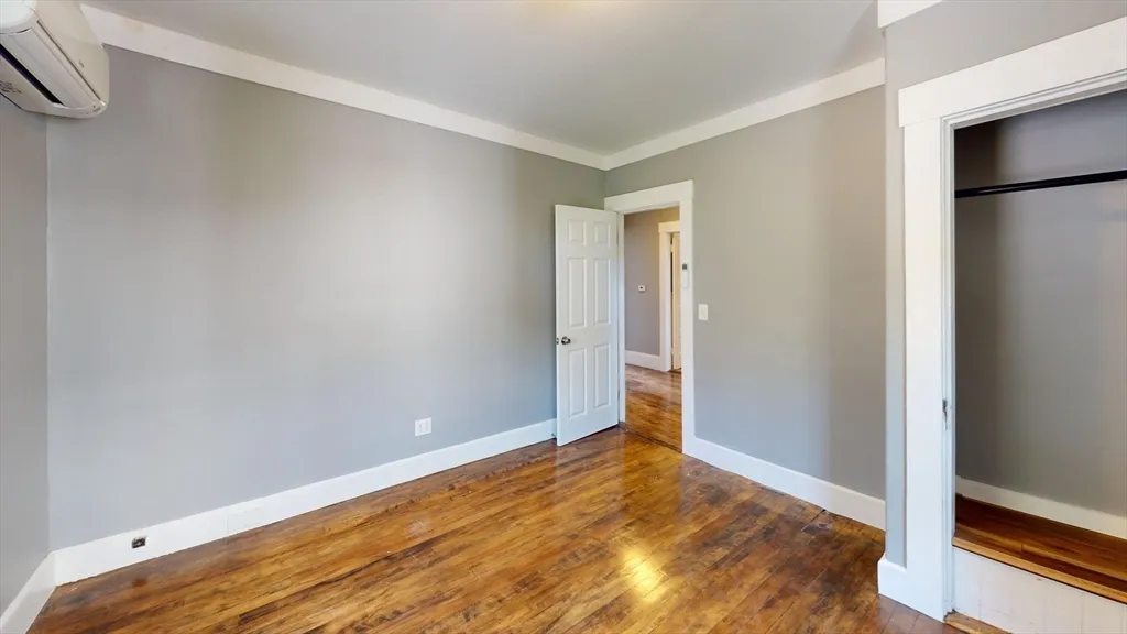 5 bed, 1 bath apartment for rent at 26 Hawes Unit 2, Fitchburg — photo 18 of 27