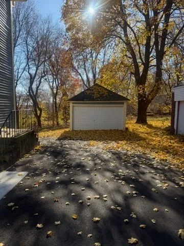 5 bed, 1 bath apartment for rent at 26 Hawes Unit 2, Fitchburg — photo 2 of 27