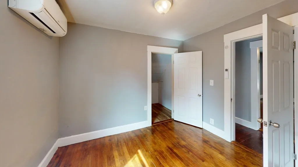 5 bed, 1 bath apartment for rent at 26 Hawes Unit 2, Fitchburg — photo 21 of 27