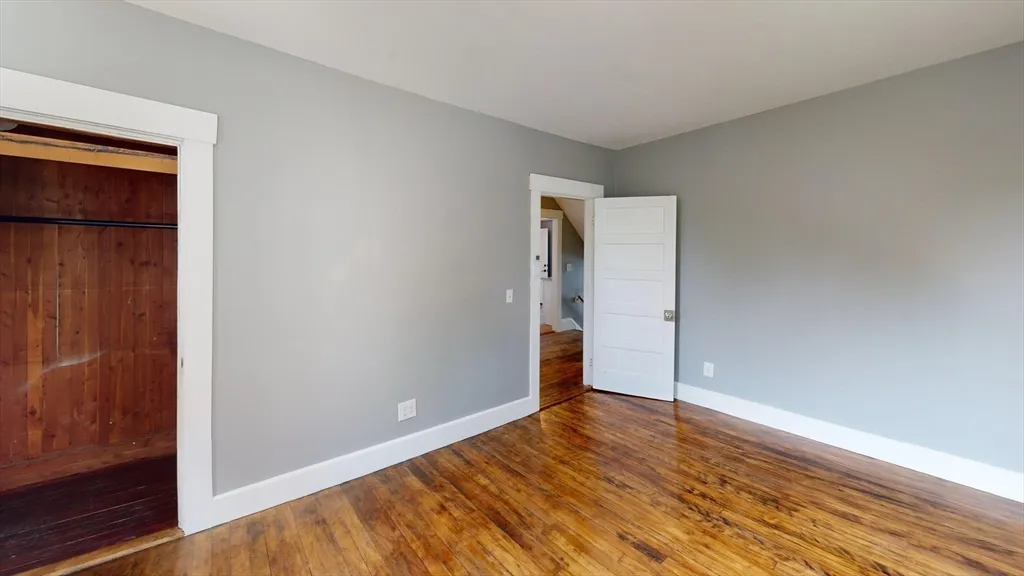 5 bed, 1 bath apartment for rent at 26 Hawes Unit 2, Fitchburg — photo 22 of 27