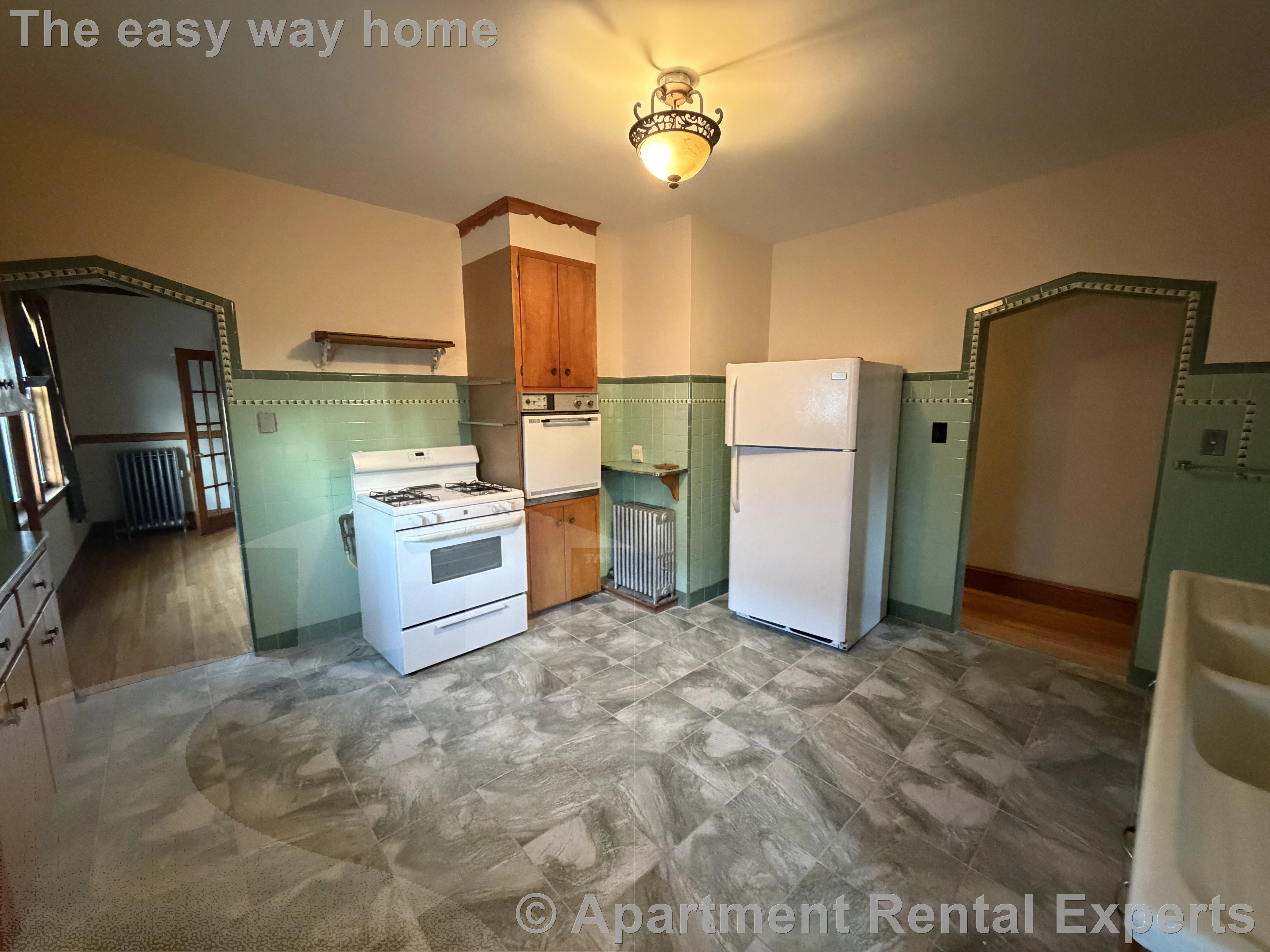 1 bed, 1 bath apartment for rent at 26 Heath St Unit 3, Winter Hill