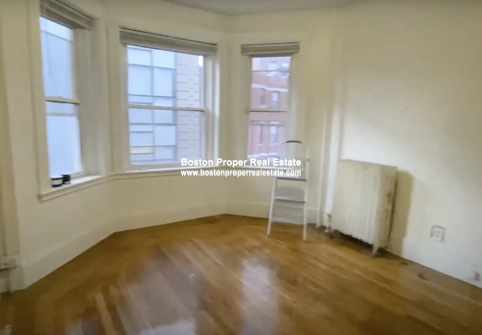 2 bed, 1 bath apartment for rent at 26 Hemenway St Unit 27, Fenway — photo 2 of 7