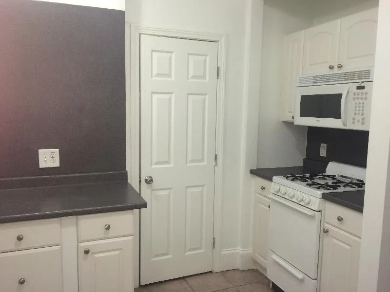 Studio bed, 1 bath apartment for rent at 26 Hemenway St Unit 33, Fenway — photo 1 of 7