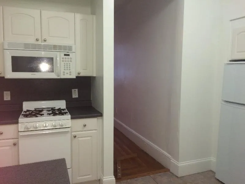 Studio bed, 1 bath apartment for rent at 26 Hemenway St Unit 33, Fenway — photo 6 of 7
