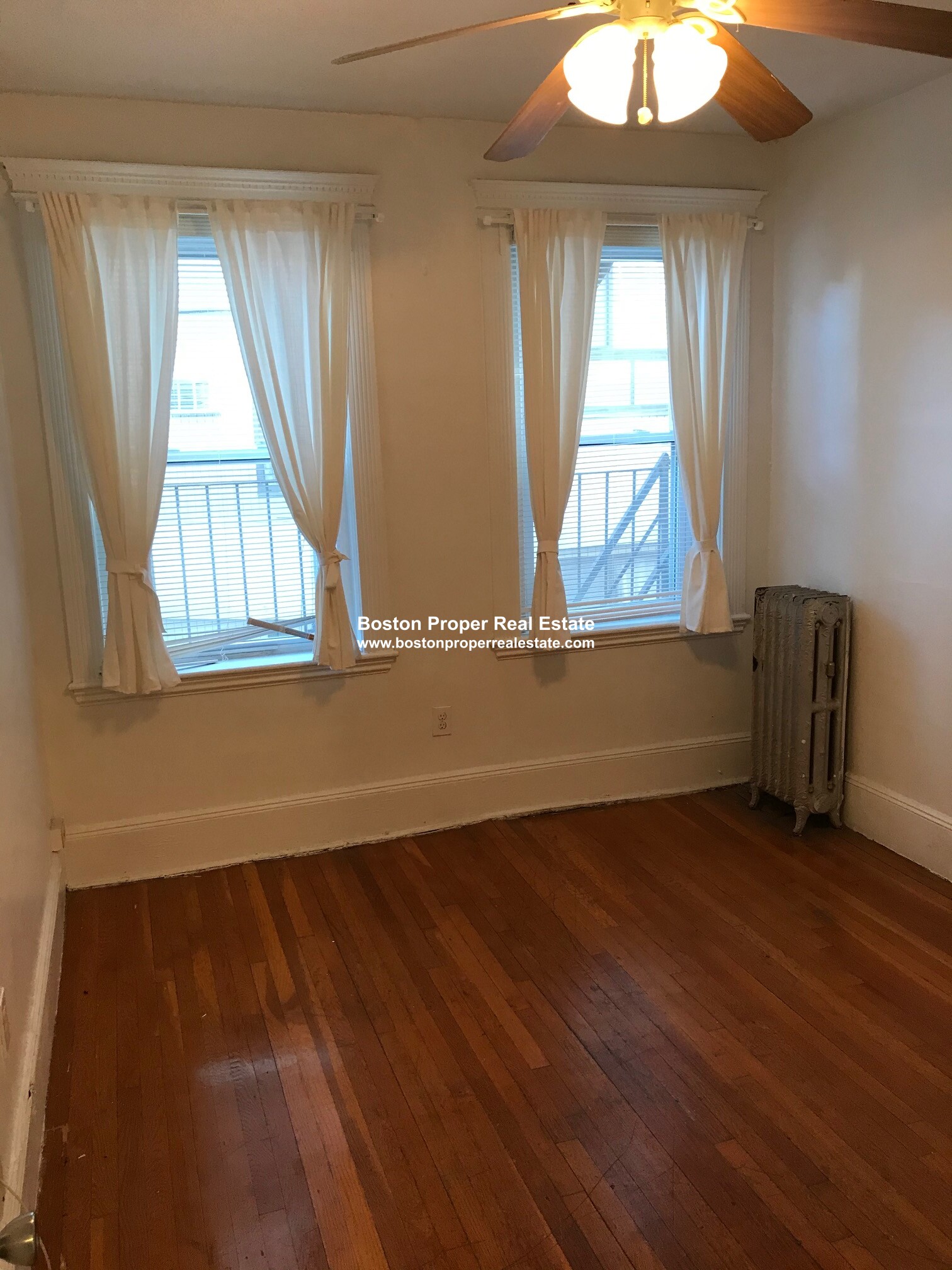 2 bed, 1 bath apartment for rent at 26 Hemenway St Unit 34, Fenway — photo 3 of 9