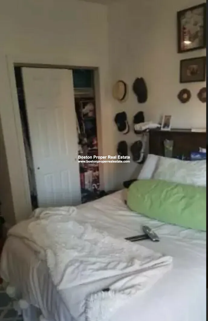 2 bed, 1 bath apartment for rent at 26 Hemenway St Unit 7, Fenway — photo 8 of 12