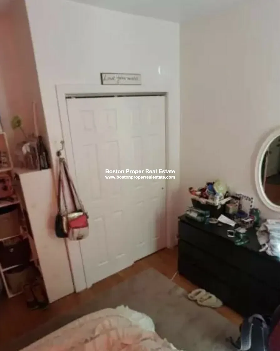 2 bed, 1 bath apartment for rent at 26 Hemenway St Unit 7, Fenway — photo 9 of 12